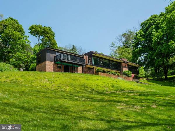 558 MORELAND RD, Huntingdon Valley, PA 19006