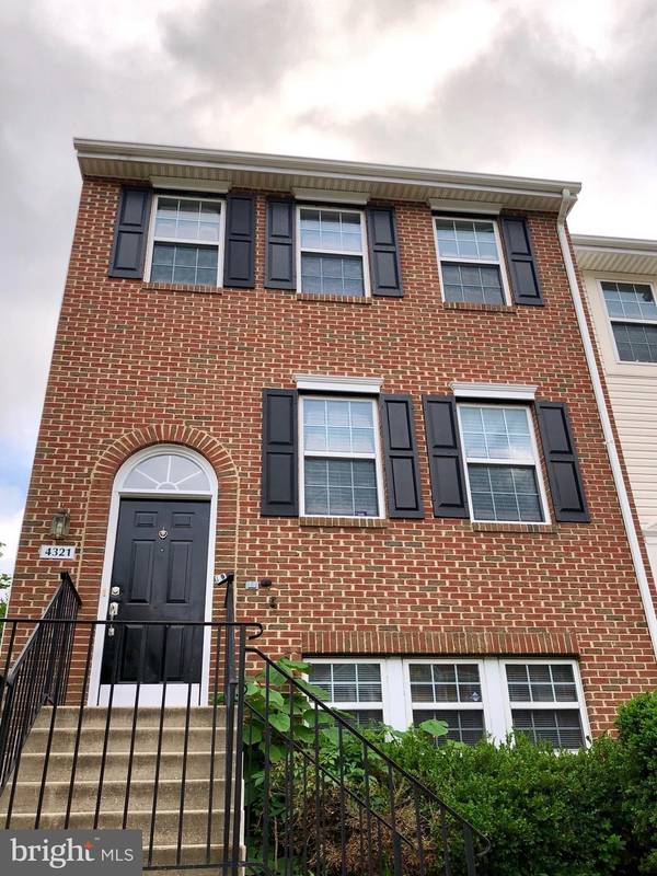 4321 APPLE ORCHARD LN #2, Suitland, MD 20746