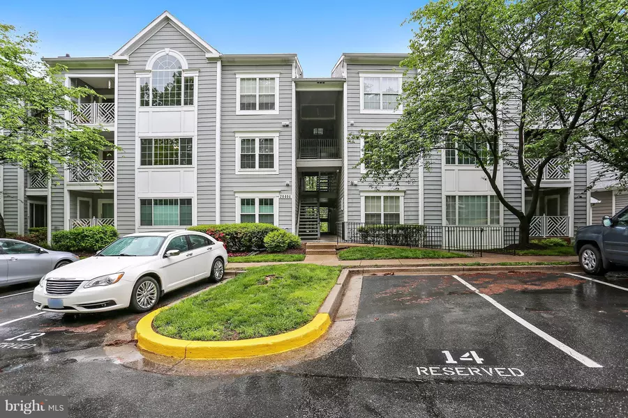 20404 SHORE HARBOUR DR #3-G, Germantown, MD 20874