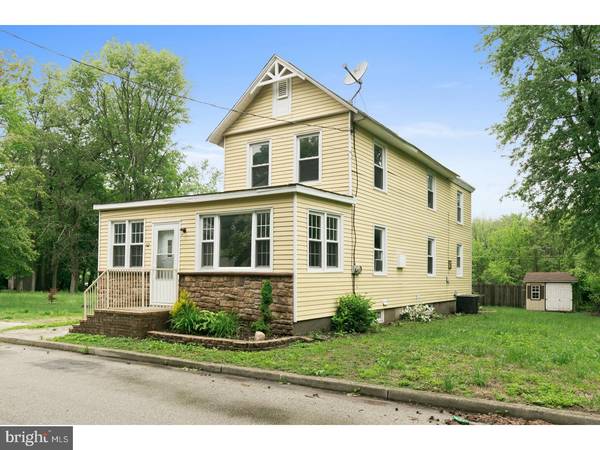 62 FISHER AVE, Deptford, NJ 08093