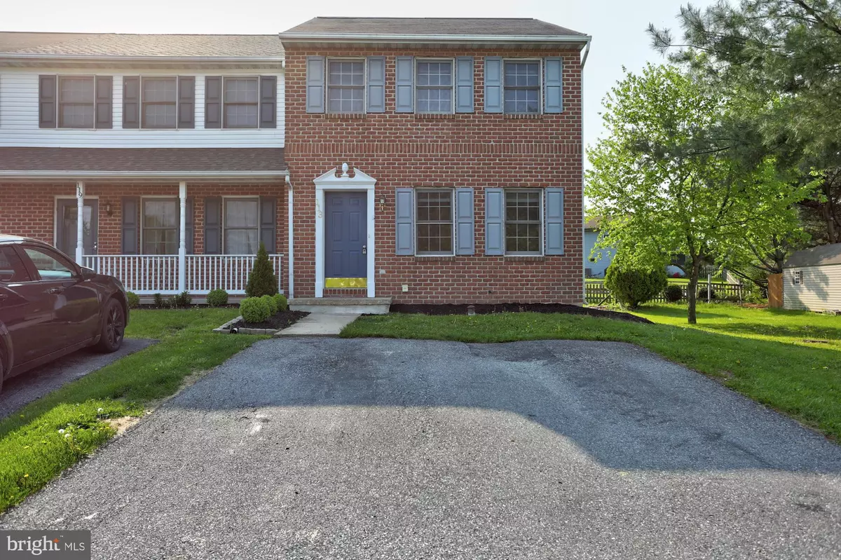 Elizabethtown, PA 17022,113 FOXCHASE DR