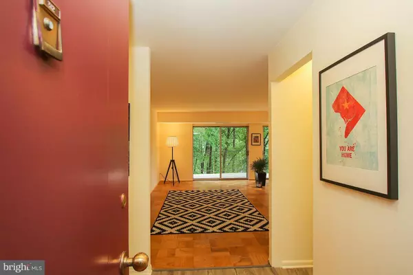 9039 SLIGO CREEK PKWY #312, Silver Spring, MD 20901