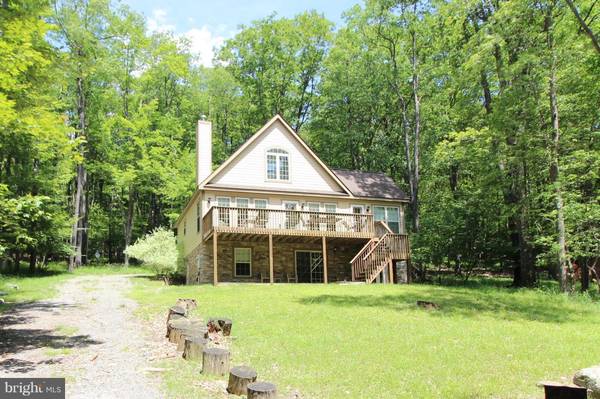 424 PRIMROSE LN, Terra Alta, WV 26764