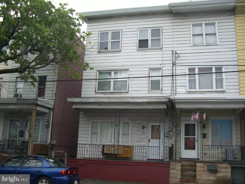 435 E CENTER ST, Mahanoy City, PA 17948