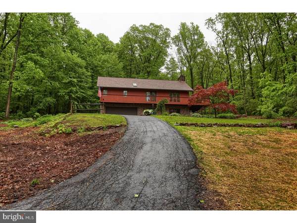 335 MOUNTZ RD, Morgantown, PA 19543