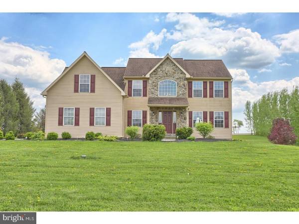 132 LONG RD, Lenhartsville, PA 19534