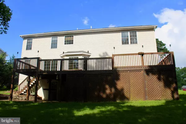 Inwood, WV 25428,102 RAFT CT