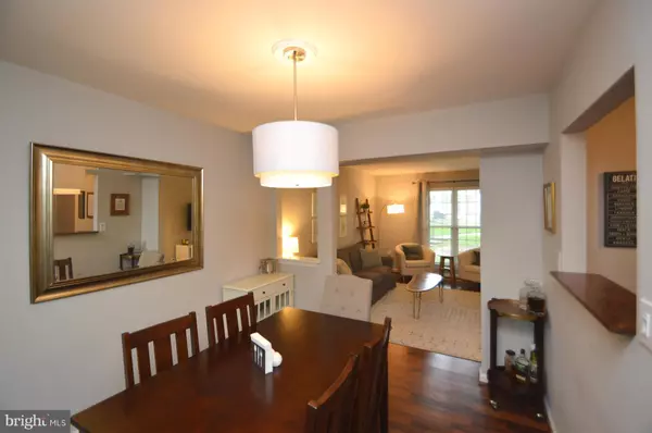 Burke, VA 22015,10121 SASSAFRAS WOODS CT