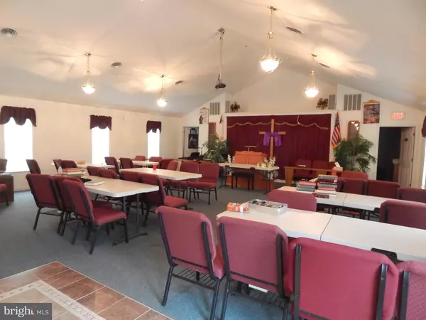 Martinsburg, WV 25404,42 AZURE DRIVE