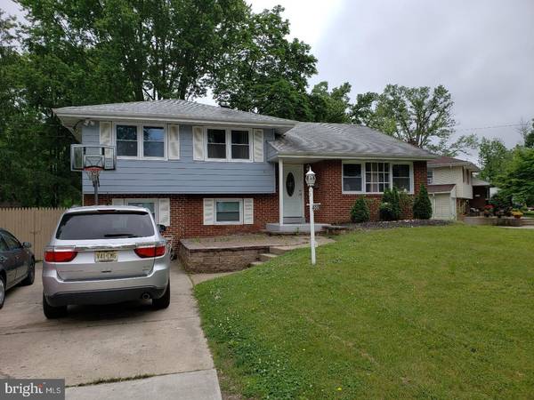 400 CORNWALL RD, Cherry Hill, NJ 08034