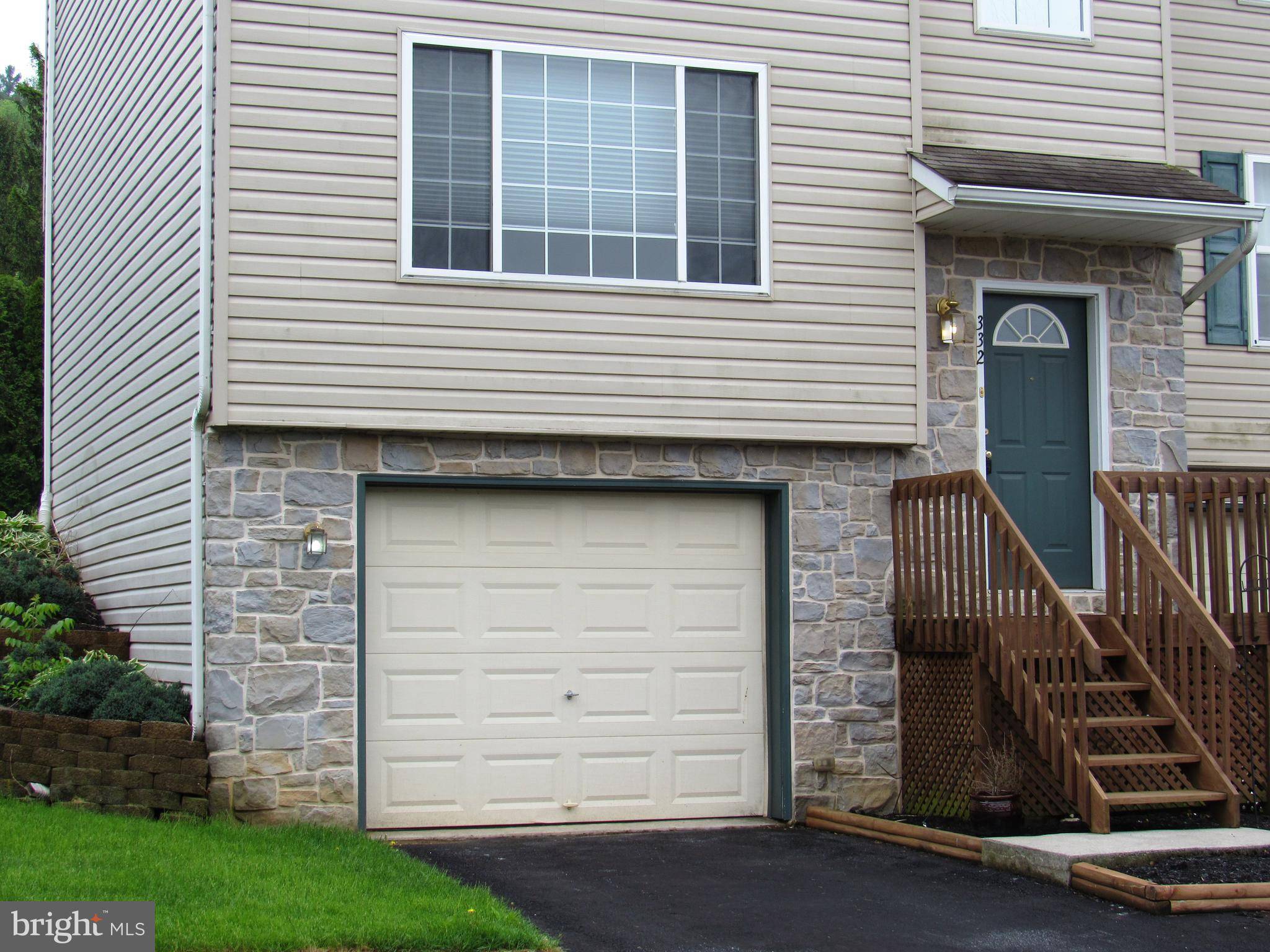Lebanon, PA 17042,332 PAMELA LN
