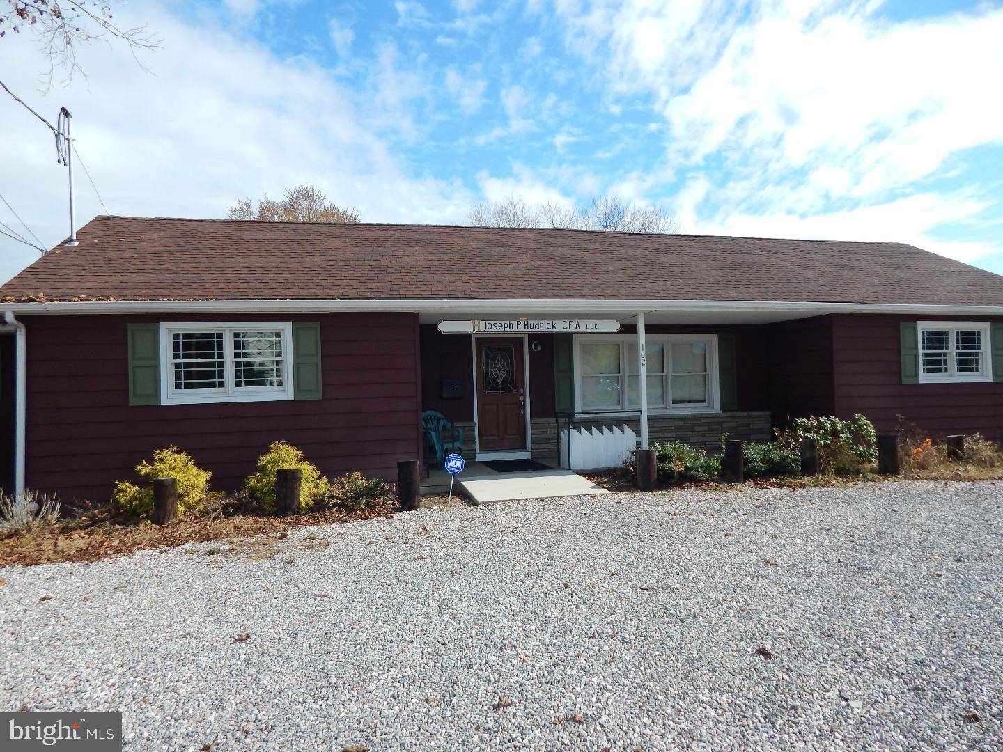 Southampton, NJ 08088,102 RED LION RD