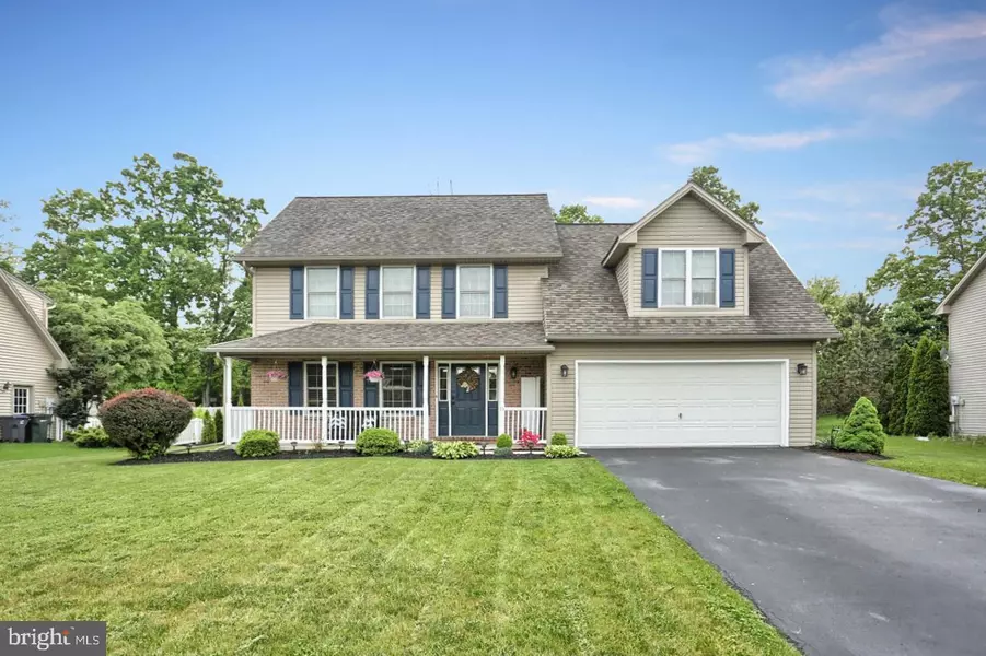 15 WESTGATE DR, Mount Holly Springs, PA 17065