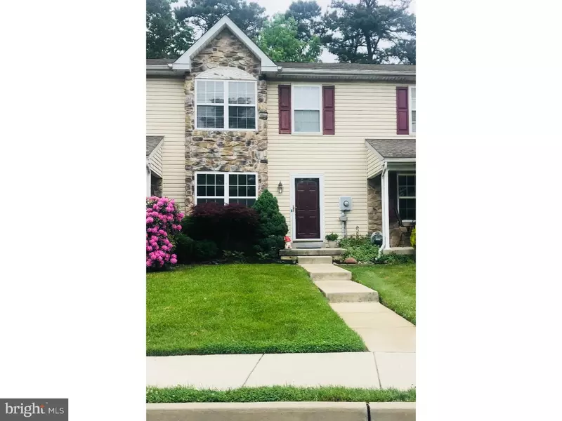 28 NORMANS FORD DR, Sicklerville, NJ 08081