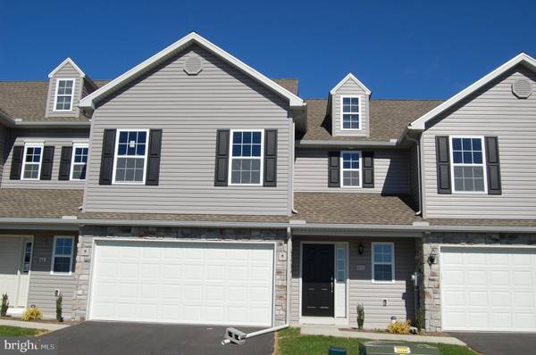 51 CORTLAND XING, Palmyra, PA 17078