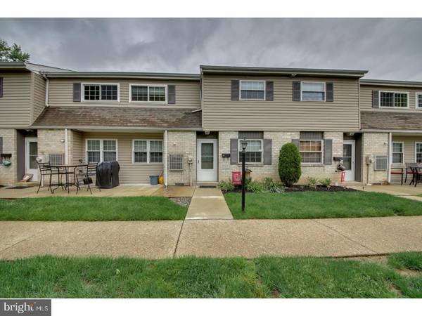 325 S WARMINSTER RD #C9, Hatboro, PA 19040