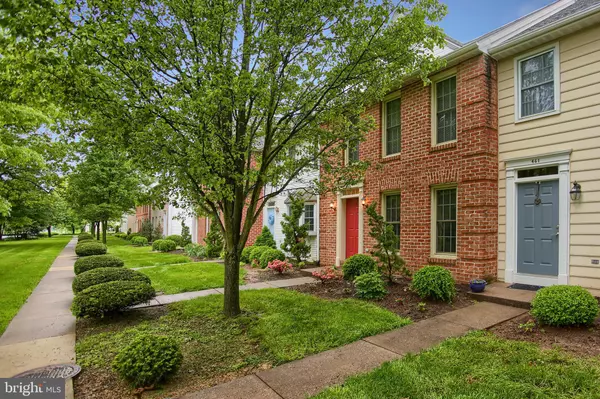 463 DELANCEY CT, Mechanicsburg, PA 17055