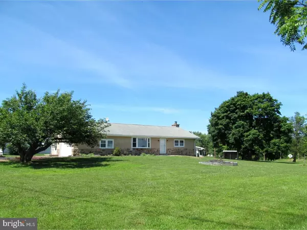 3351 LITTLE RD, Perkiomenville, PA 18074