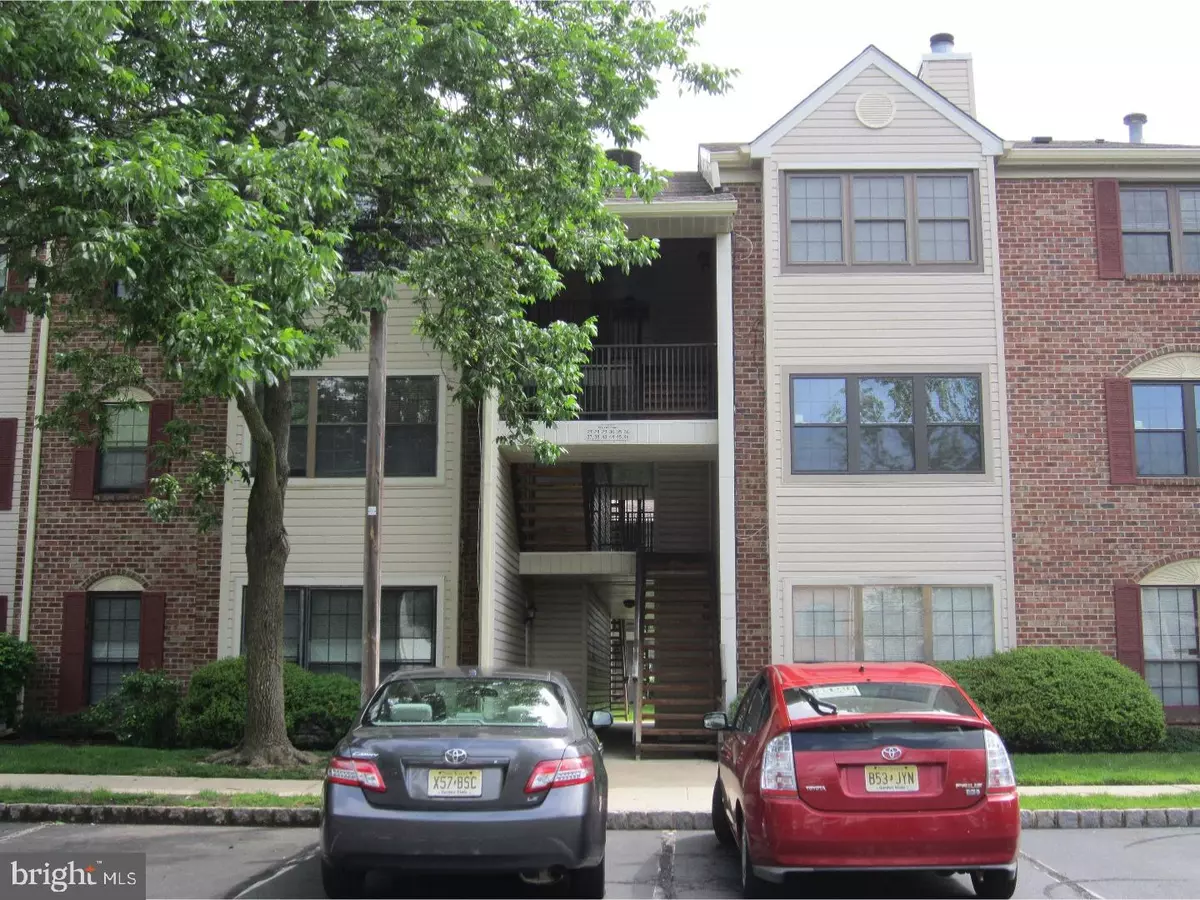 Lawrence Township, NJ 08648,43 FEILER CT