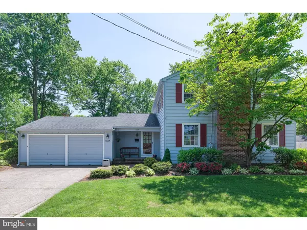 145 OLD CARRIAGE RD, Cherry Hill, NJ 08034