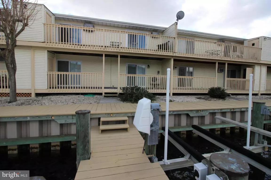 Ocean City, MD 21842,134 CAPTAINS QUARTERS RD #4