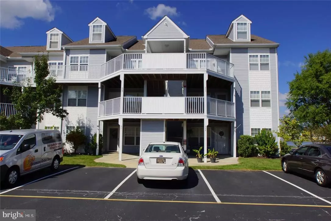 Ocean View, DE 19970,30381 CROWLEY DR #306