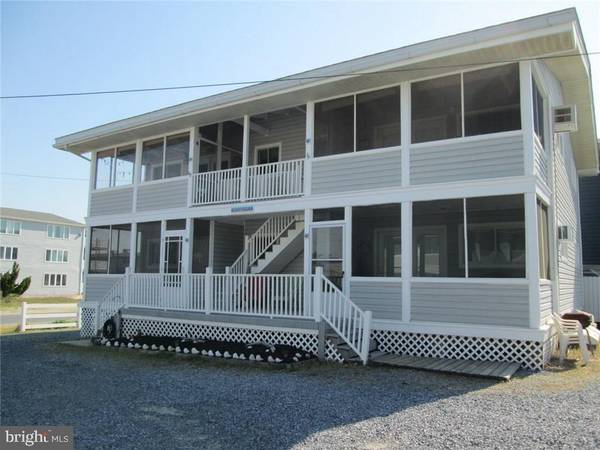 8B MCKINLEY AVE #8B, Dewey Beach, DE 19971