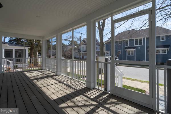 Rehoboth Beach, DE 19971,229 LAUREL ST