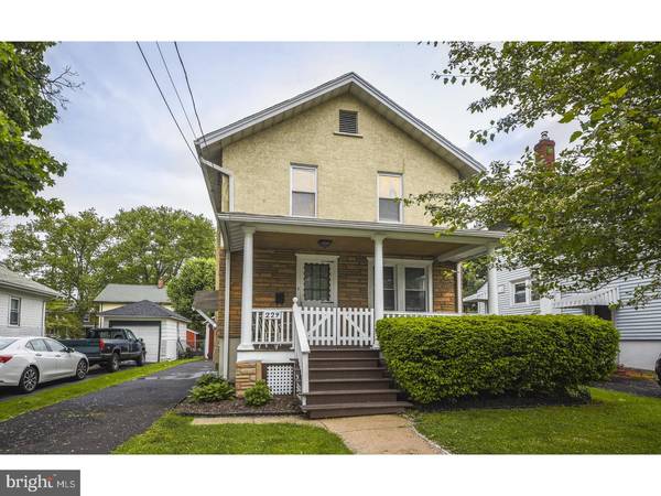 229 E GLENSIDE AVE, Glenside, PA 19038