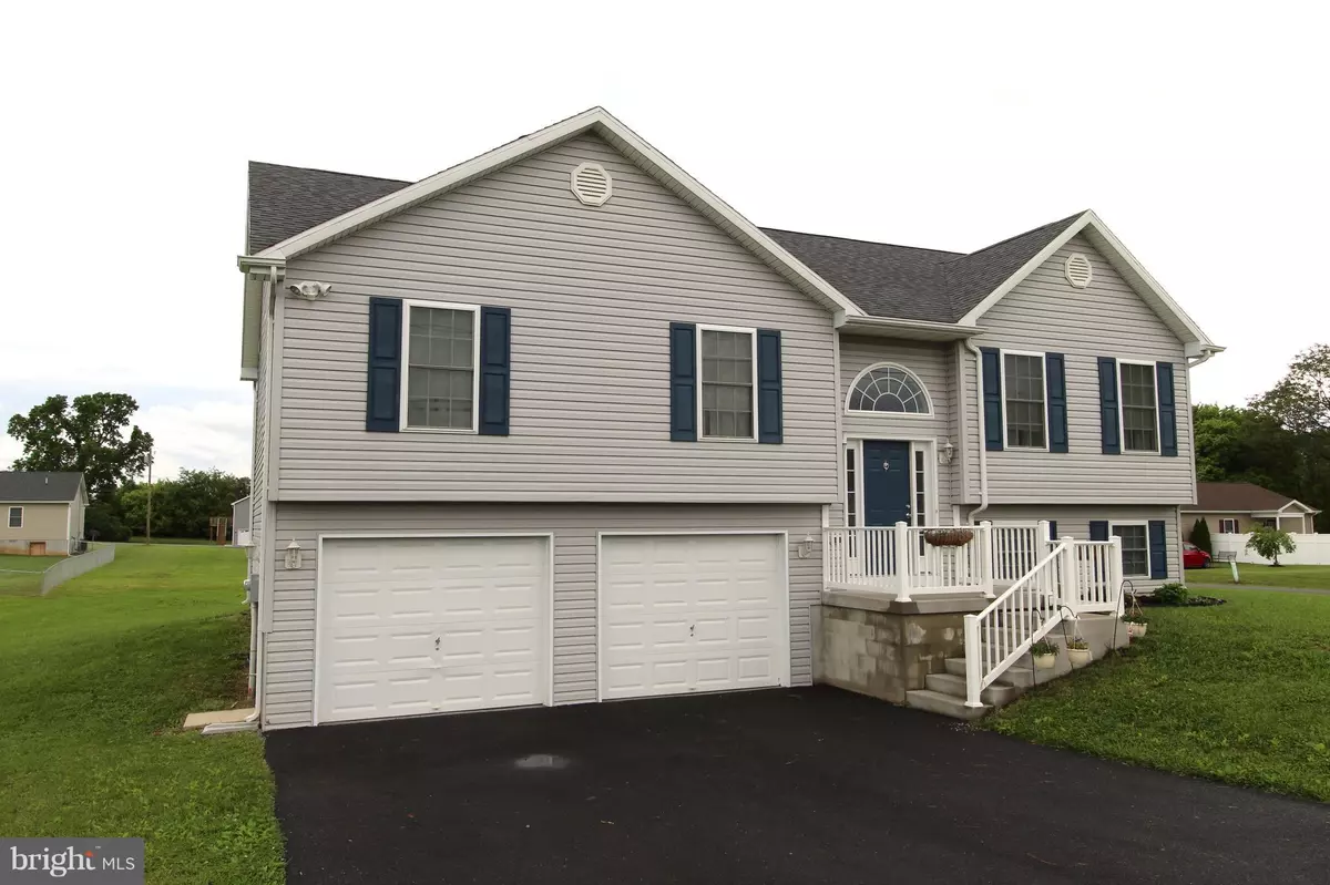 Bunker Hill, WV 25413,291 SONYA LN