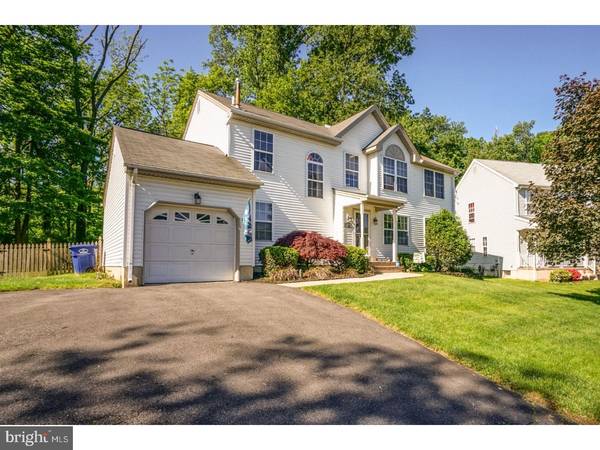 44 VINCENT DR, Burlington Township, NJ 08016