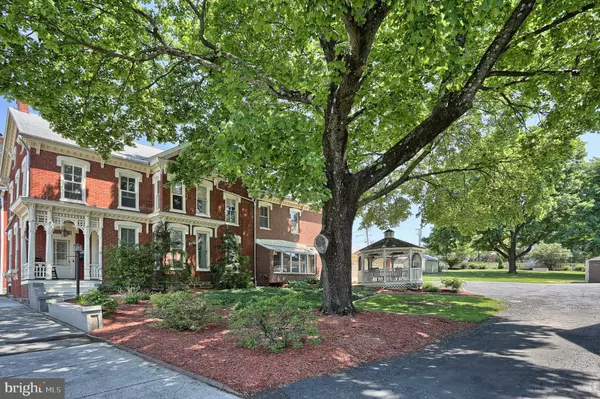 Dillsburg, PA 17019,16 E HARRISBURG ST