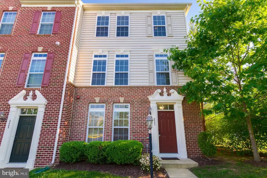 2207 MERSEYSIDE DR, Woodbridge, VA 22191