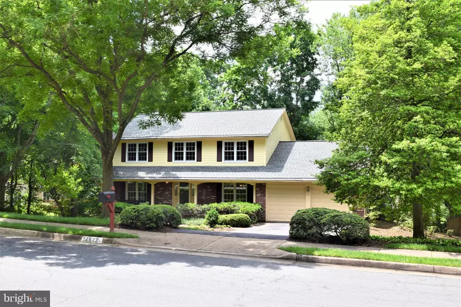 2623 OAKTON GLEN DR, Vienna, VA 22181