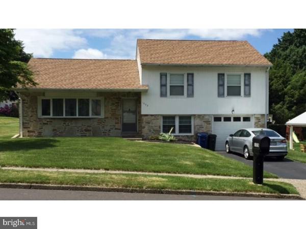 Huntingdon Valley, PA 19006,1028 ANNA RD