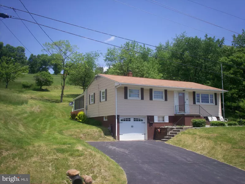 60 OLD ORCHARD DR, Keyser, WV 26726