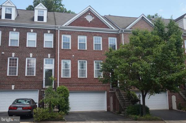 4773 THORNBURY DR, Fairfax, VA 22030