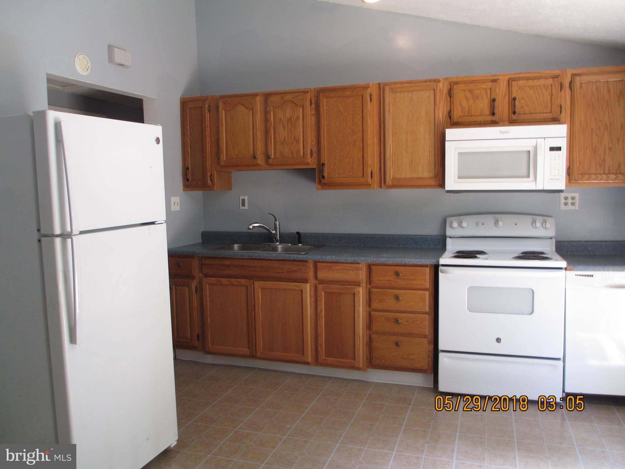 Hedgesville, WV 25427,3241 MOUNTAIN LAKE RD