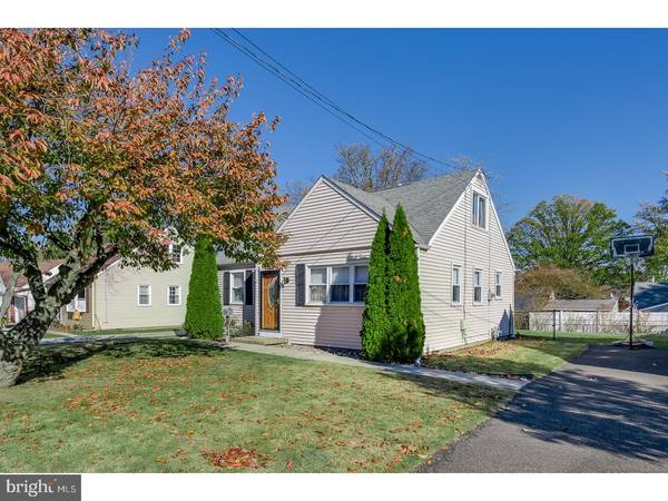 514 CHARLES AVE, Barrington, NJ 08007