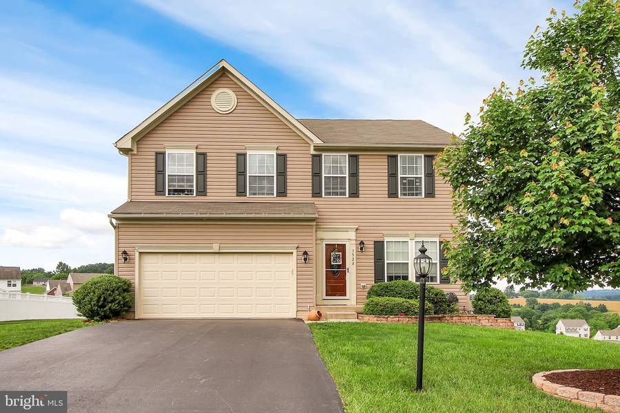 3528 HARDWOOD TER, Spring Grove, PA 17362