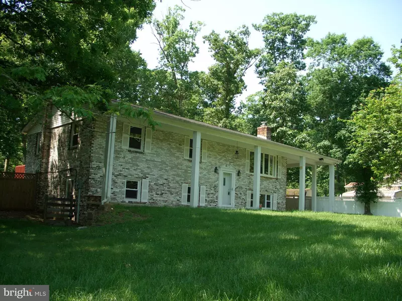 9356 KRIS DR, White Plains, MD 20695