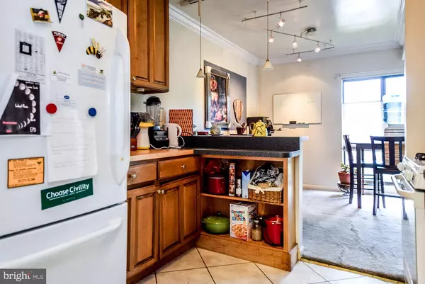 Columbia, MD 21045,6081 MAJORS LN #9