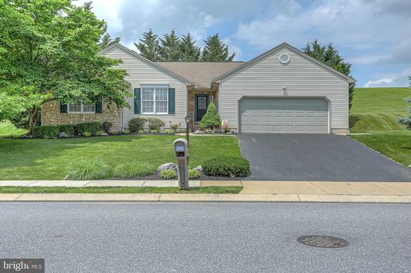 553 HARVEST DR, York, PA 17404