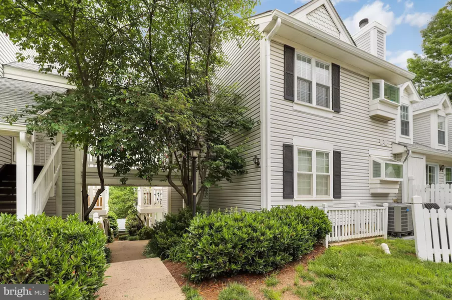 2909-B WOODLEY ST #2, Arlington, VA 22206