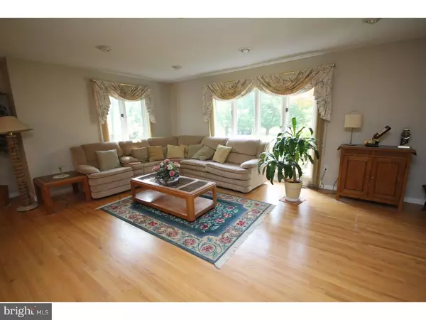 West Windsor Twp, NJ 08550,27 HEREFORD DR