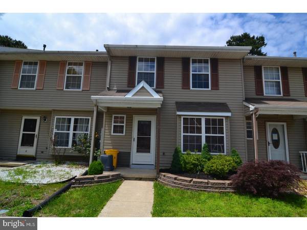 6 LINCOLN LN, Berlin, NJ 08009