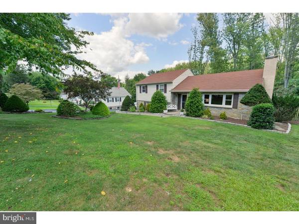 Newtown Square, PA 19073,144 BEECHWOOD RD