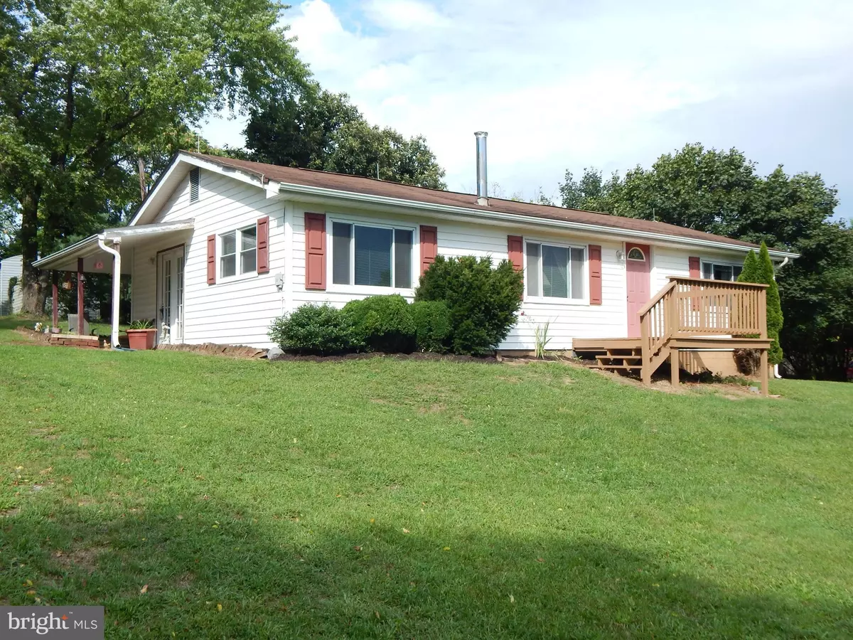 Bunker Hill, WV 25413,675 DOLLAR LN