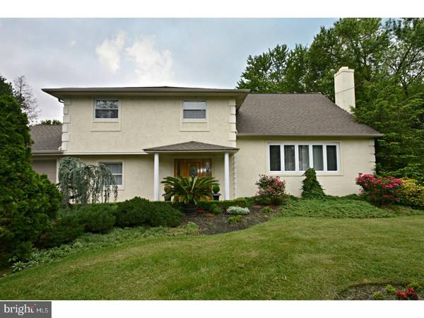 4 WINDING BROOK DR, Cinnaminson, NJ 08077