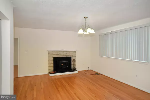 Accokeek, MD 20607,15312 CEDAR DR